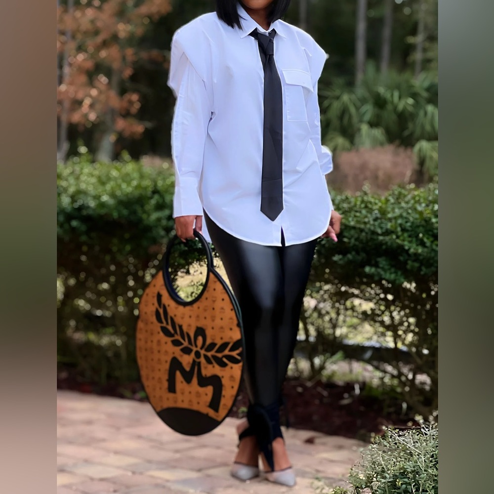 GENEVA STRONG SHOULDER BUTTON UP TUNIC WITH NECK TIE